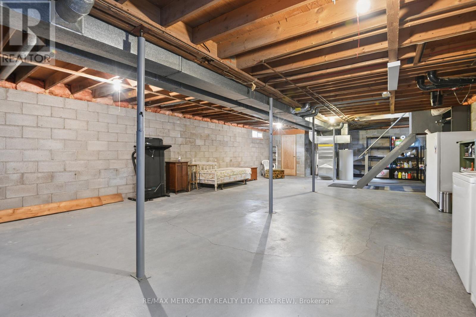 583 KING STREET - 29