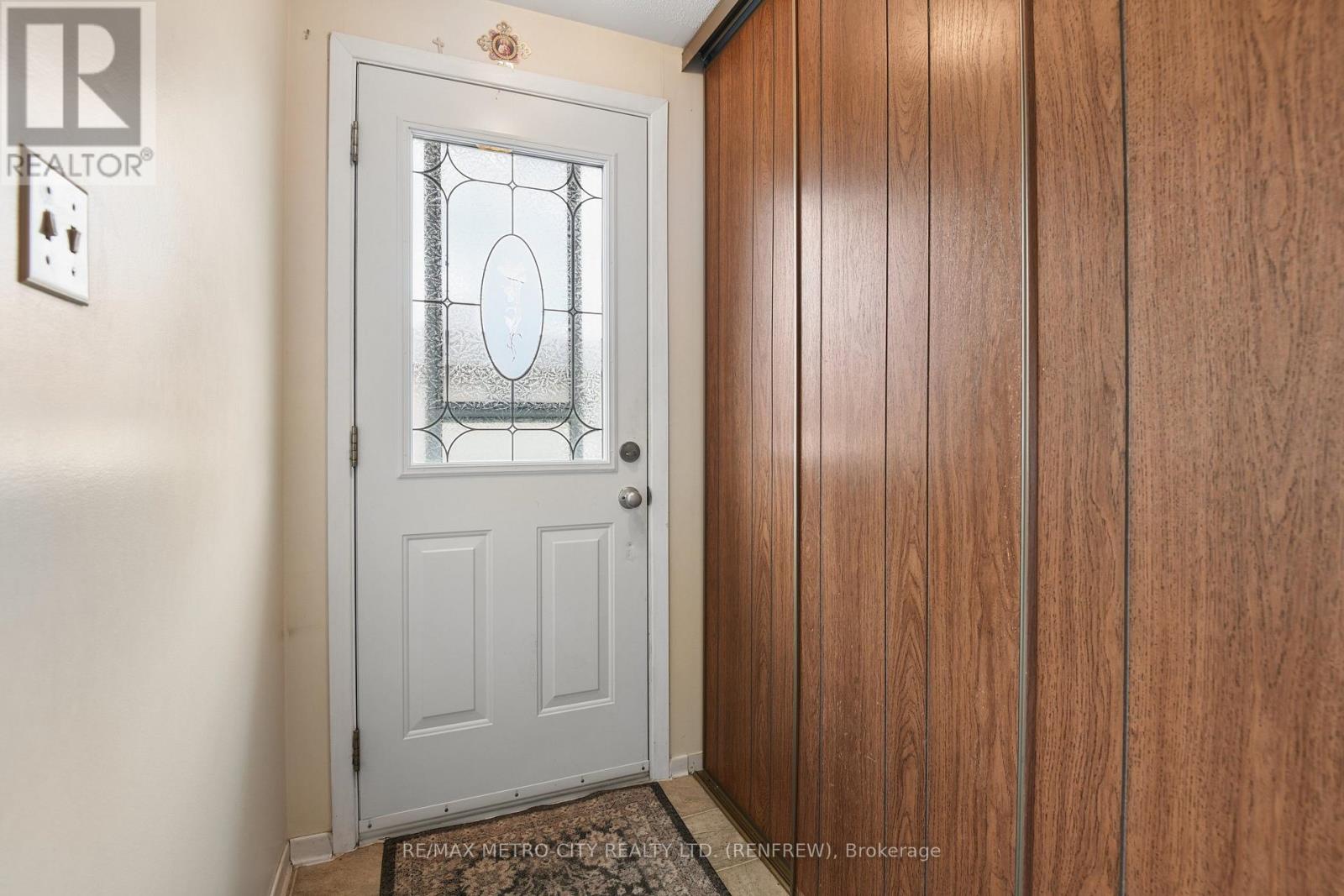583 KING STREET - Image 3