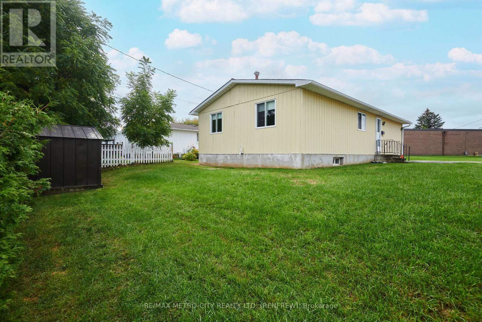 583 KING STREET - Image 32