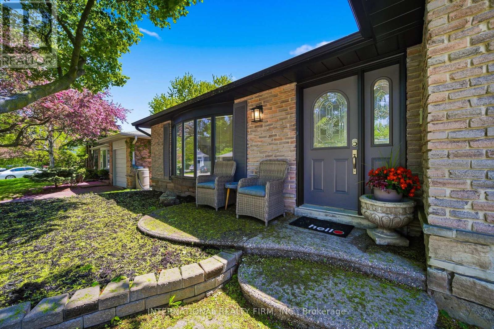 Photo of 2306 Devon Road