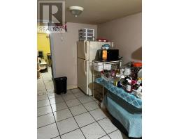 Bsmt - 746 Lansdowne Avenue, Toronto, ON M6H3Y8 Photo 14