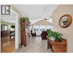 3 Helene Road, photo 5