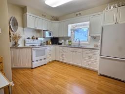 Recreation room - 306 Colvin Avenue, Winnipeg, MB R2K0G4 Photo 7