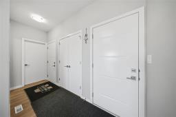Primary Bedroom - 37 Hughes Crescent, Winnipeg, MB R3Y2B6 Photo 7