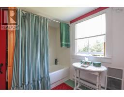 1428 Highway 304, Cape Forchu, NS B5A5G7 Photo 30