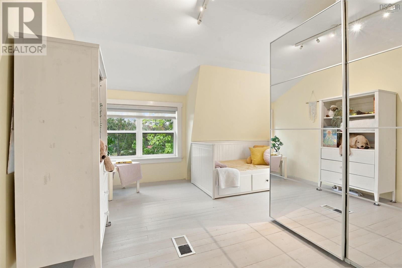 35 Riverside Lane - 25
