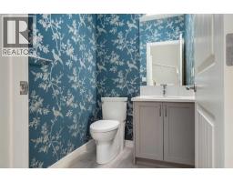 4pc Bathroom - 54 Creekstone Square Sw, Calgary, AB T2X4P6 Photo 15