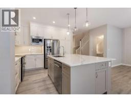 Kitchen - 54 Creekstone Square Sw, Calgary, AB T2X4P6 Photo 6