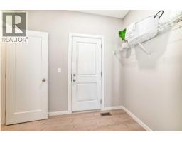 4pc Bathroom - 153 Rangeview Path Se, Calgary, AB T3S0W3 Photo 12