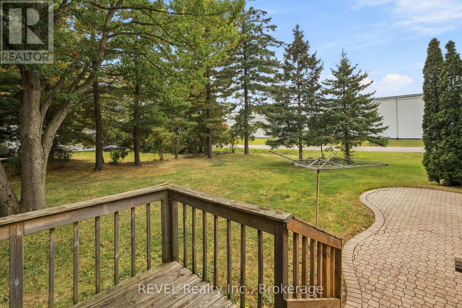 17527 Telephone Road, Quinte West, ON photo 41