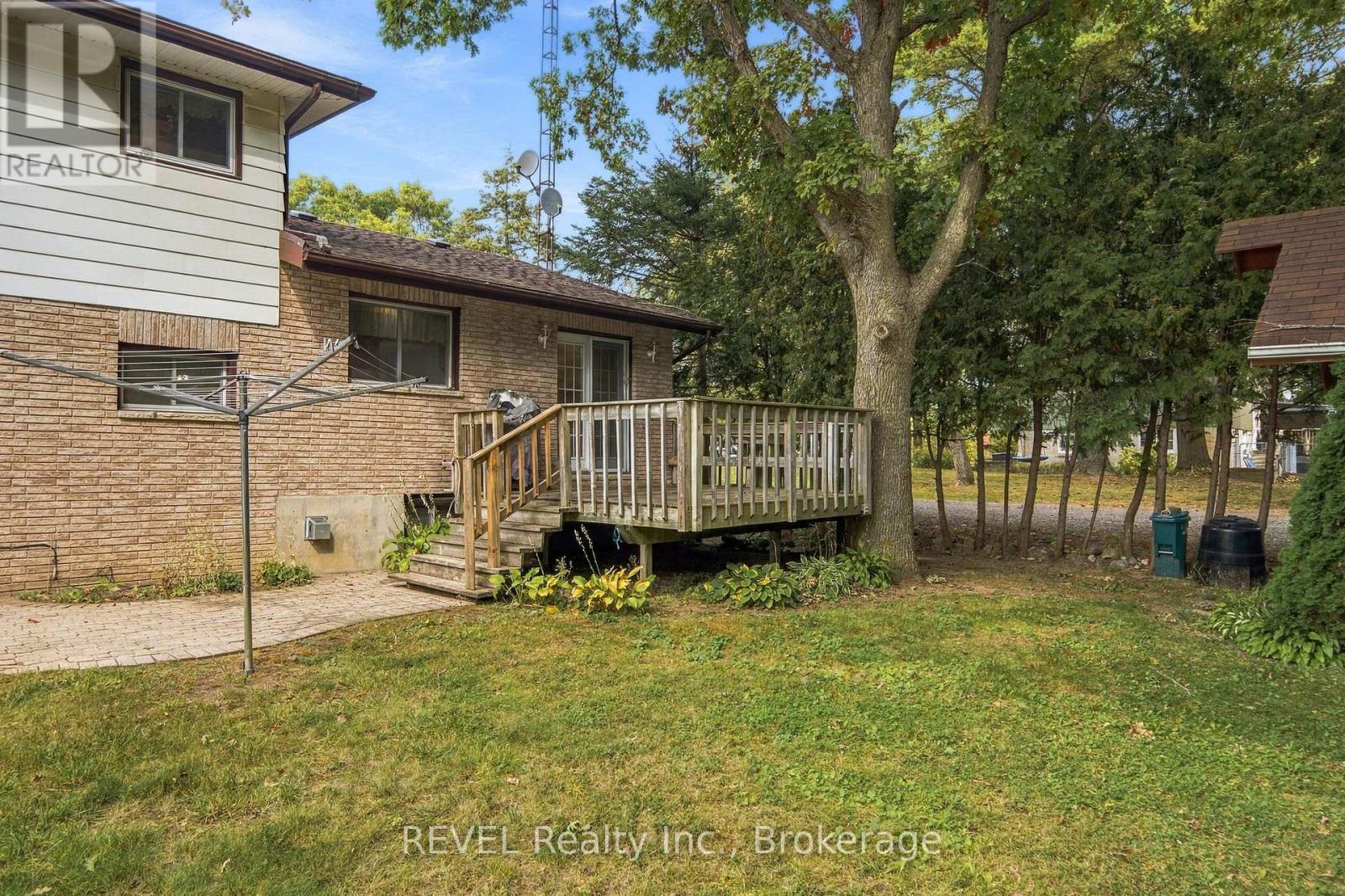 17527 Telephone Road, Quinte West, ON photo 45