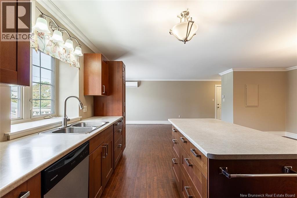 #203 98 Pleasant Street - 18