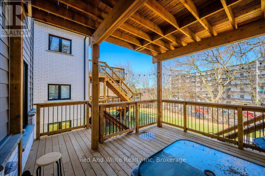 498 Karn Street — photo 22