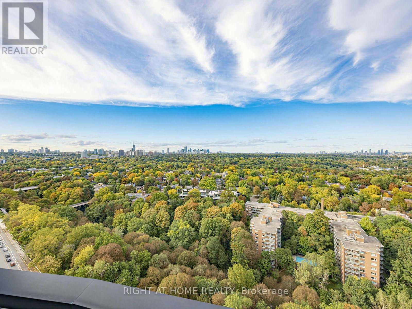 2423- 585 Bloor Street East, Toronto, ON photo 15