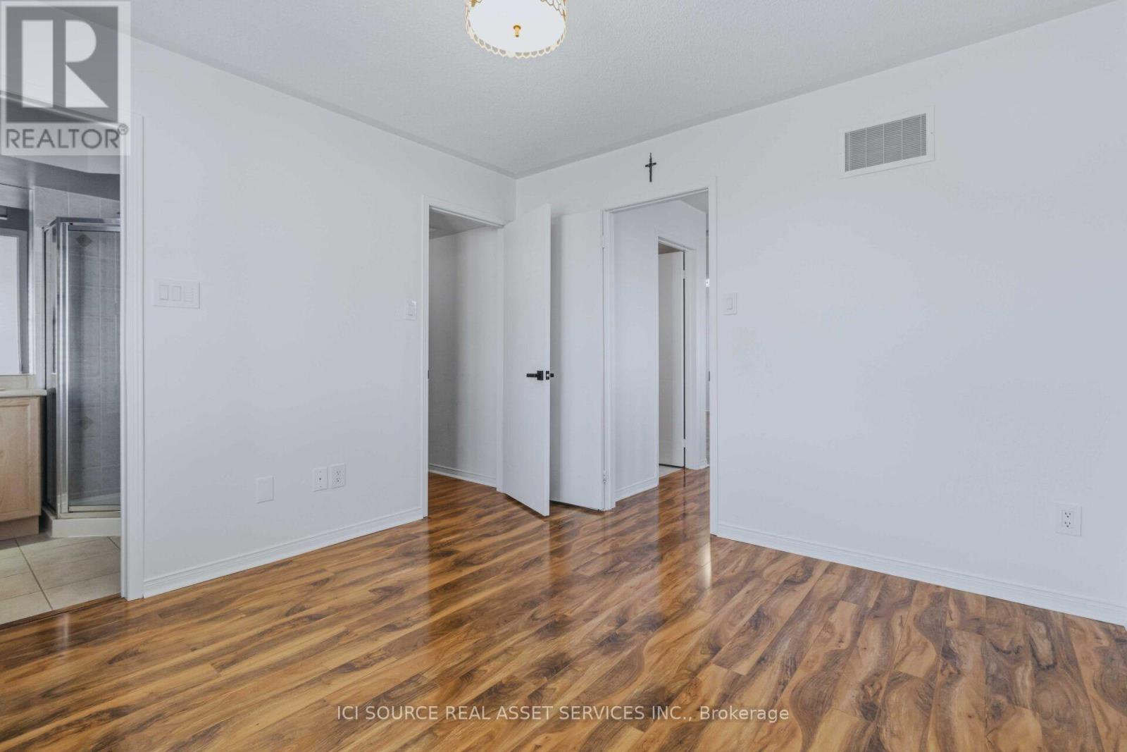 48- 4985 Southampton Drive, Mississauga, ON photo 37
