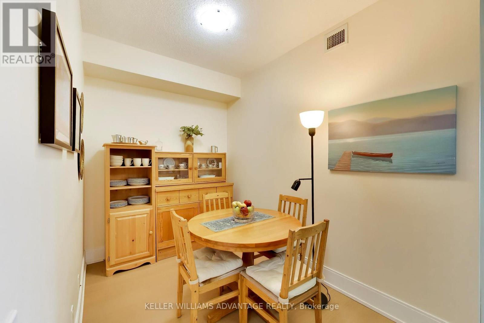 301- 15 Viking Lane, Toronto, ON photo 10