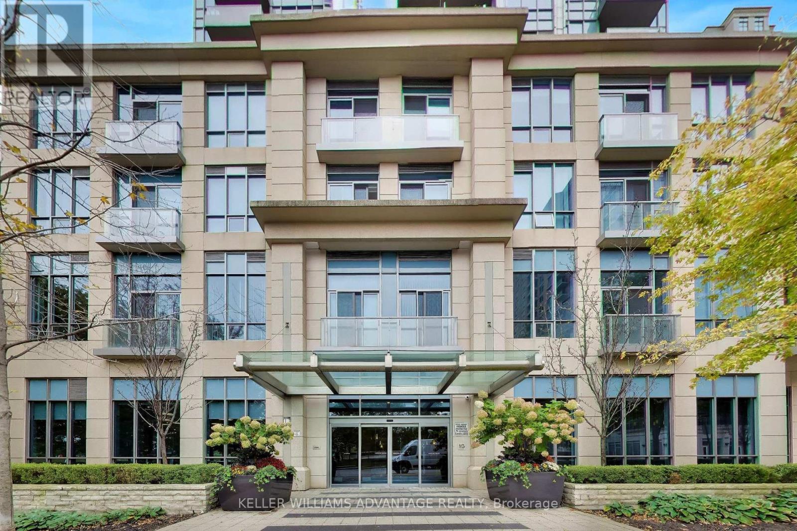 301- 15 Viking Lane, Toronto, ON photo 3