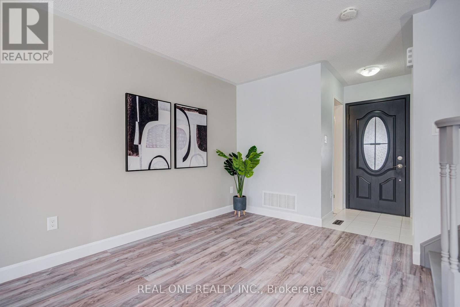 266 Woodley Crescent, Milton, ON photo 13