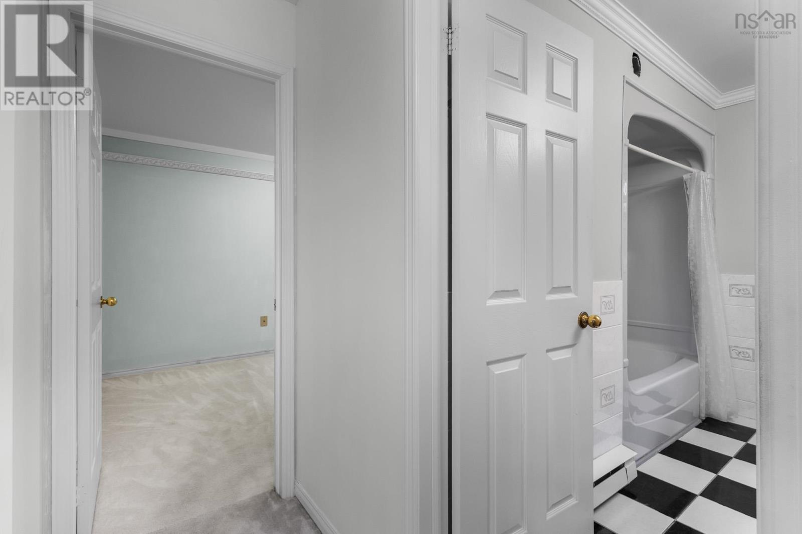 11 Keystone Court - 36