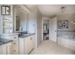 101 Summerhill Row, photo 24