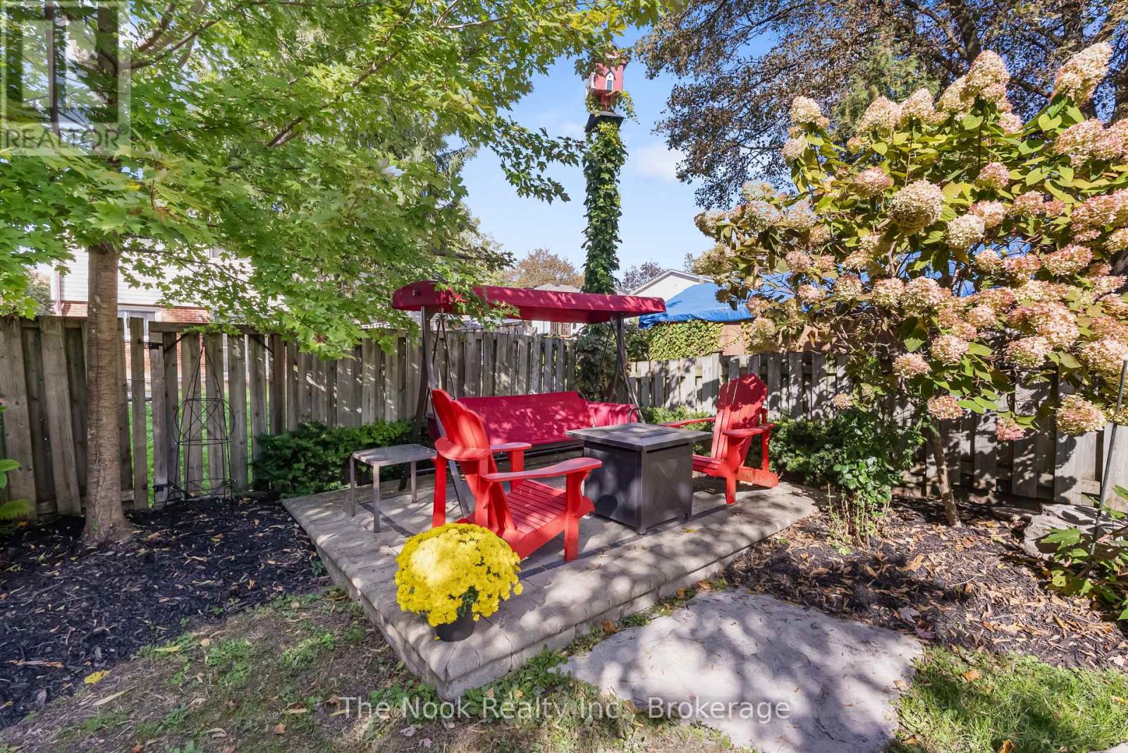 648 Berwick Crescent, Oshawa, ON photo 36