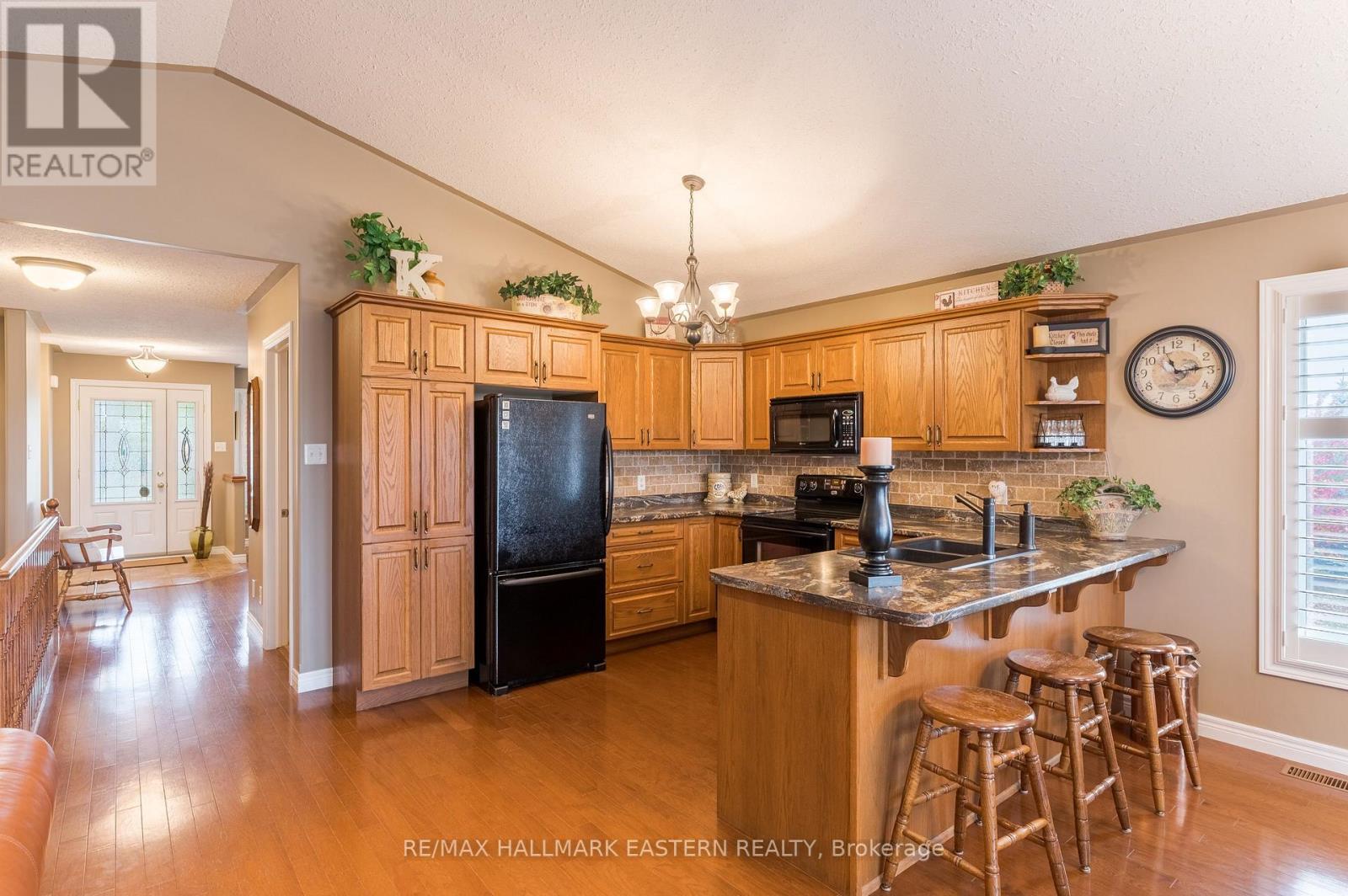 748 Overend Gardens, Peterborough, ON photo 13