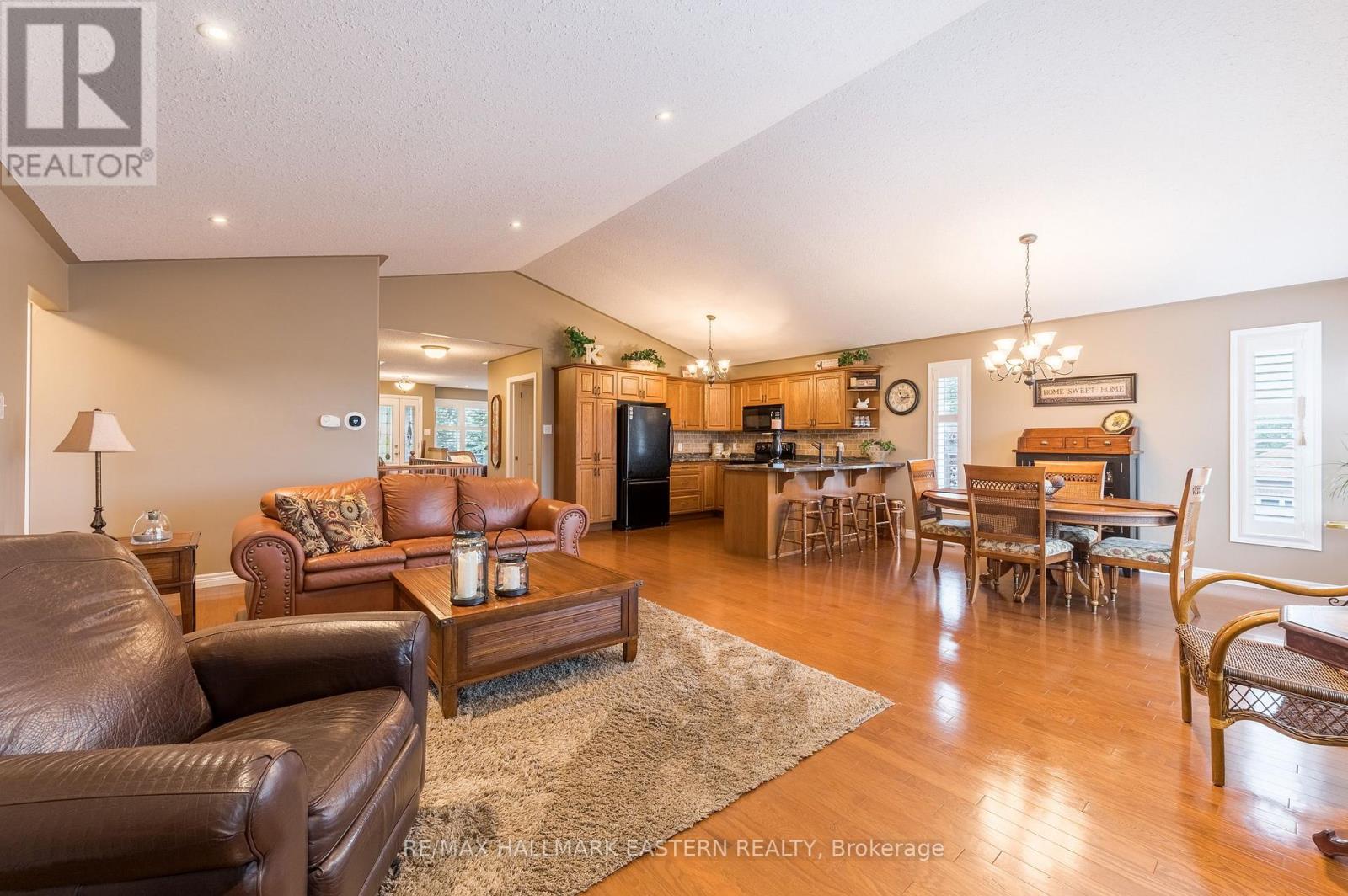 748 Overend Gardens, Peterborough, ON photo 17