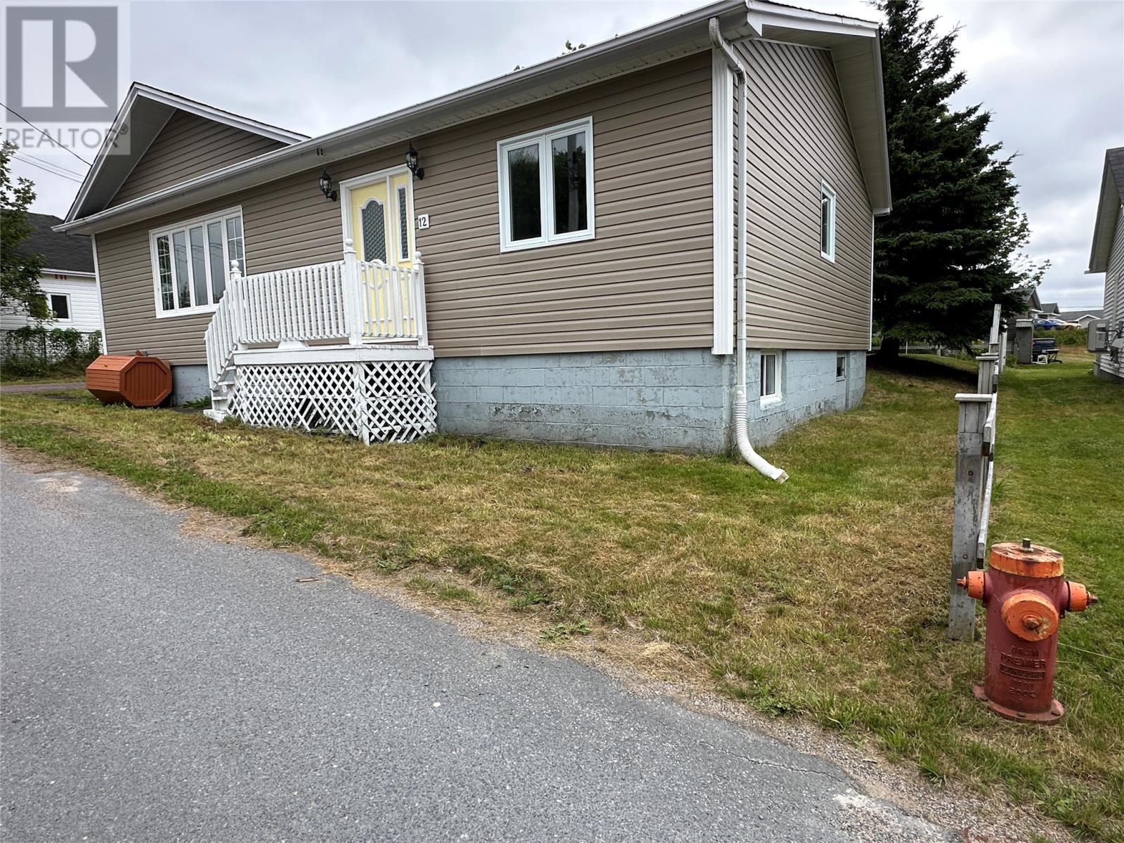 12 Cabot Street - 9
