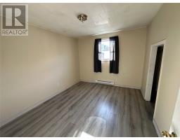 189 Ferndale Road thumbnail 13