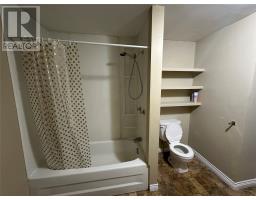189 Ferndale Road thumbnail 16
