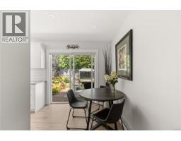 32 Oregon Rd, Campbell River, BC V9W5T1 Photo 9