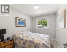 32 Oregon Rd, Campbell River, BC V9W5T1 Photo 15