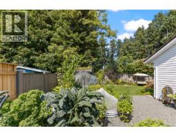 32 Oregon Rd, Campbell River, BC V9W5T1 Photo 21