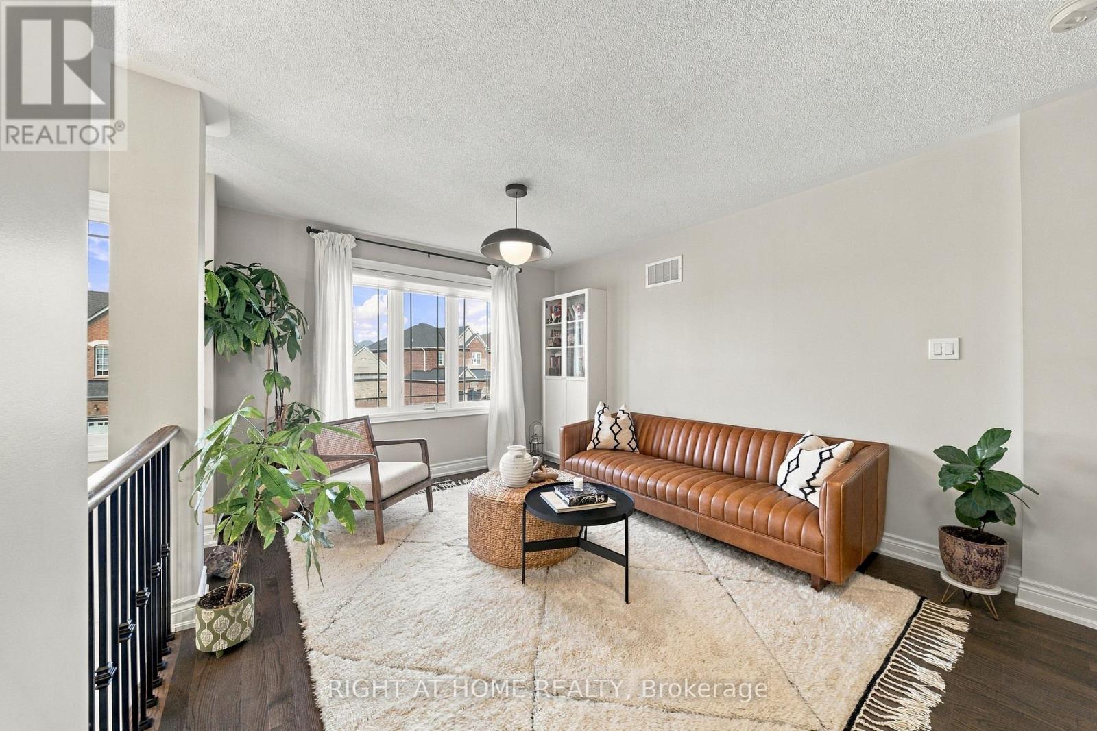 218 BLUE DASHER BOULEVARD - 20