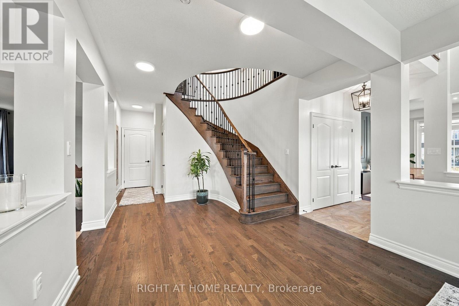 218 Blue Dasher Boulevard, Bradford West Gwillimbury, ON photo 9