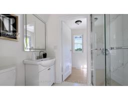 82 Centre Street E, Richmond Hill, ON L4C1A4 Photo 10