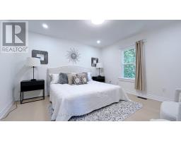 82 Centre Street E, Richmond Hill, ON L4C1A4 Photo 13
