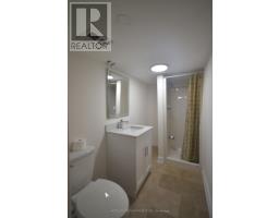 82 Centre Street E, Richmond Hill, ON L4C1A4 Photo 27