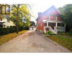 82 Centre Street E, Richmond Hill, ON L4C1A4 Photo 32