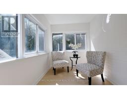 82 Centre Street E, Richmond Hill, ON L4C1A4 Photo 9