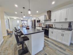 14 Dietrich Bay, Brandon, MB R7B4K4 Photo 8