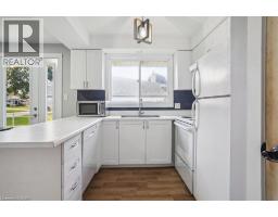1 Robroy Court Unit# Upper Unit, Brantford, ON N3R3E2 Photo 12