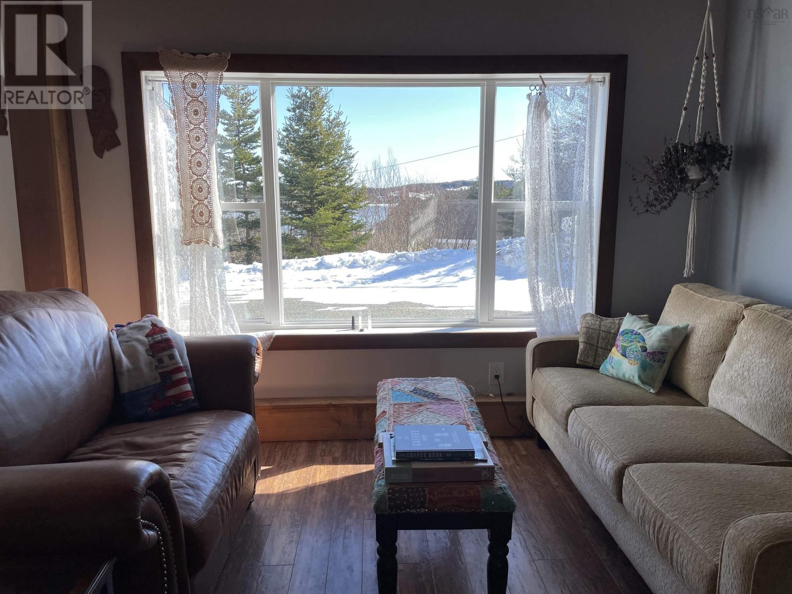 10198 Grenville Street - Image 12