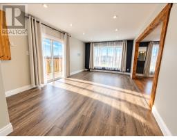5 Squires Avenue thumbnail 10