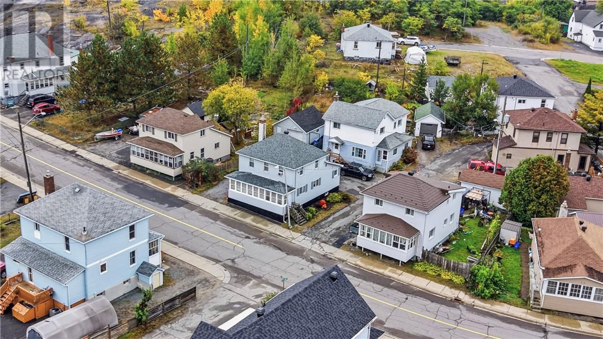 37 Diorite Street - 24