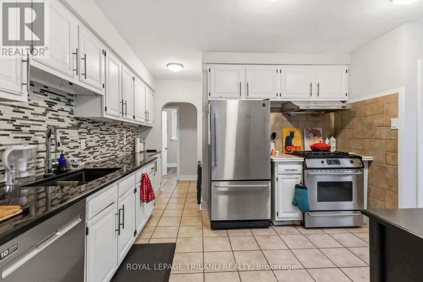180 Forest Hill Avenue — photo 11