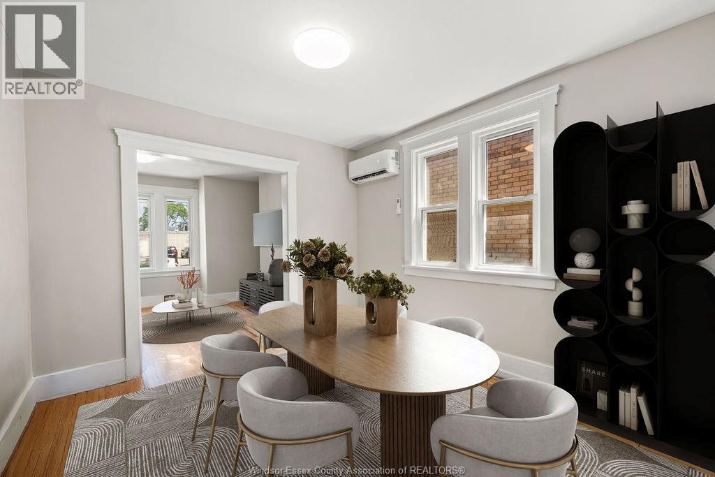 1107 Pelissier Street — photo 8