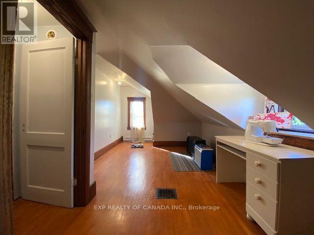 284 FIFTH AVENUE - 27