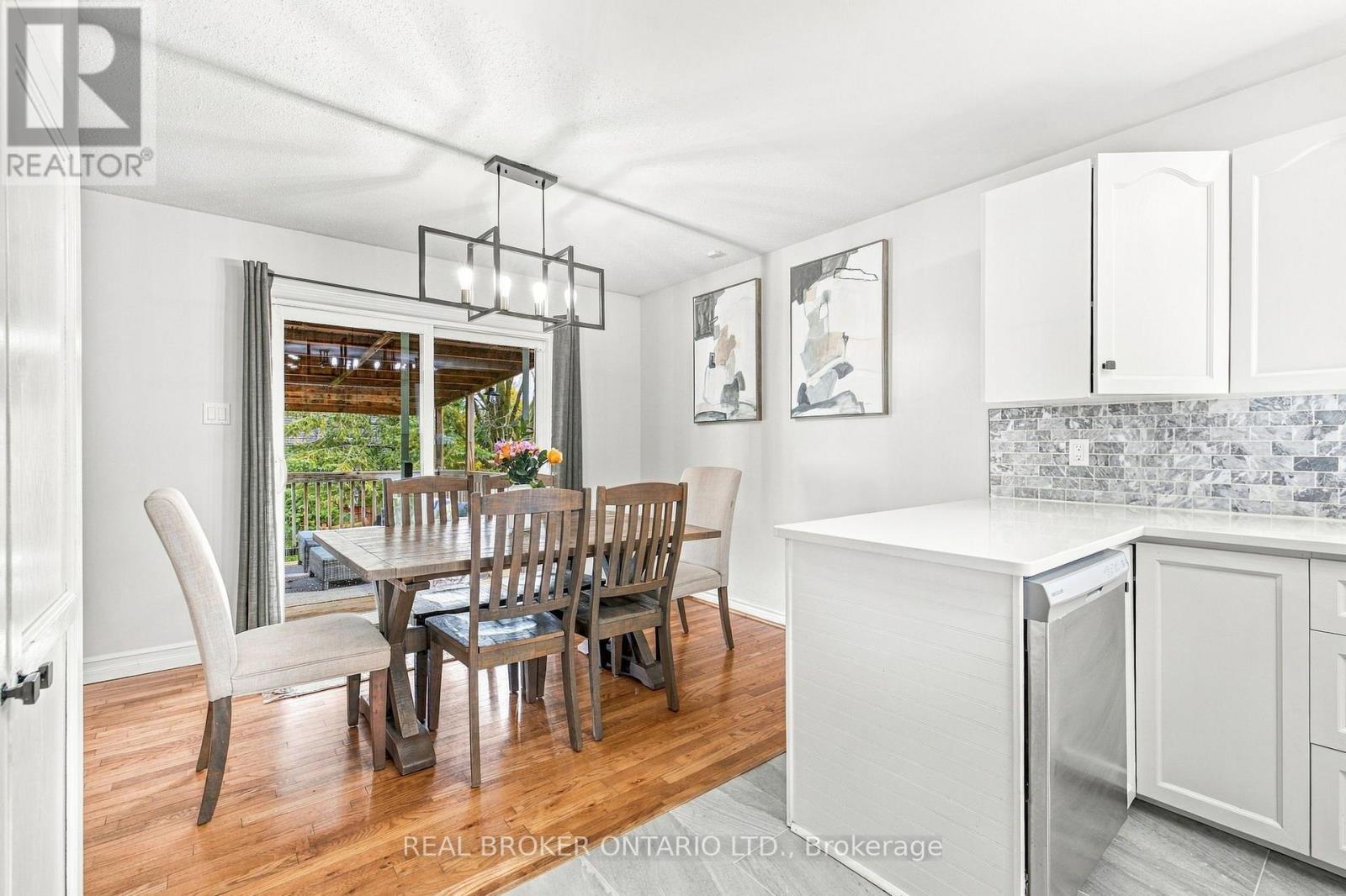 202 SANTIAGO STREET - Image 11
