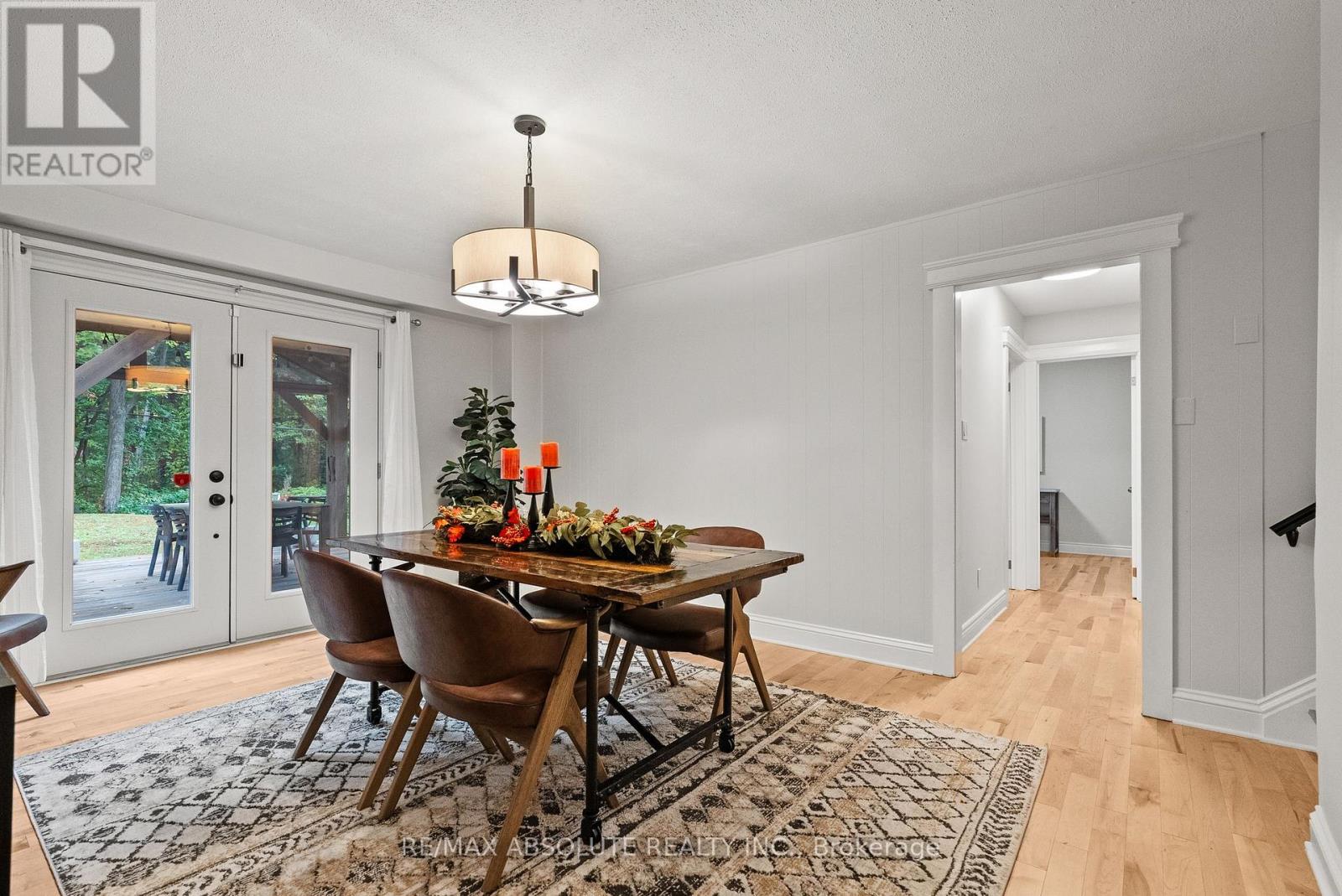 21 REVOL ROAD - Image 14